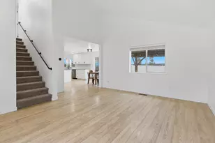 51281 Riley Ln, La Pine, OR 97739 - Photo 4