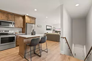 347 E Jefferson Ave, Sisters, OR 97759 - Photo 42