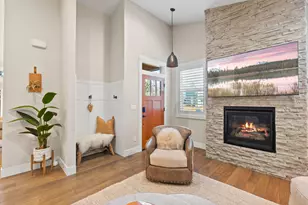 347 E Jefferson Ave, Sisters, OR 97759 - Photo 66