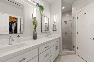 347 E Jefferson Ave, Sisters, OR 97759 - Photo 18