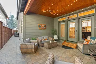 347 E Jefferson Ave, Sisters, OR 97759 - Photo 34