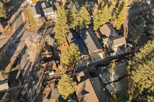 347 E Jefferson Ave, Sisters, OR 97759 - Photo 62