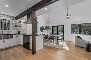 14455 Crossroads Loop, Sisters, OR 97759 - Photo 4