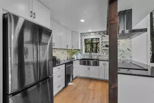 14455 Crossroads Loop, Sisters, OR 97759 - Photo 8