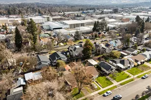 610 S Holly St, Medford, OR 97501 - Photo 38