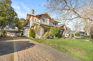 610 S Holly St, Medford, OR 97501 - Photo 4