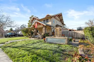610 S Holly St, Medford, OR 97501 - Photo 4