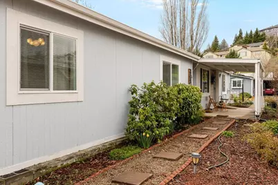 [Address not provided], Phoenix, OR 97535 - Photo 26