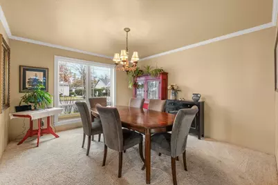 404 Silver Creek Drive, Central Point, OR 97502 - Photo 16