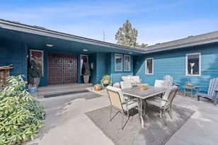 1686 NE Negus Way, Redmond, OR 97756 - Photo 2