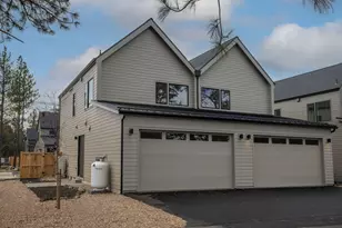 1068 W Linda Ave, Sisters, OR 97759 - Photo 34