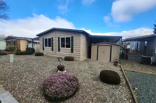 123 Waverly Dr, Grants Pass, OR 97526 - Photo 1