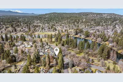 898 NW Riverside Boulevard, Bend, OR 97703 - Photo 44