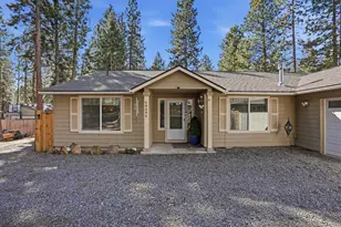 60095 Crater Rd, Bend, OR 97702 - Photo 2