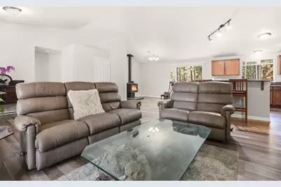 60095 Crater Road, Bend, OR 97702 - Photo 6