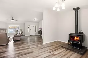 60095 Crater Rd, Bend, OR 97702 - Photo 14