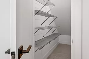 1062 W Linda Ave, Sisters, OR 97759 - Photo 16