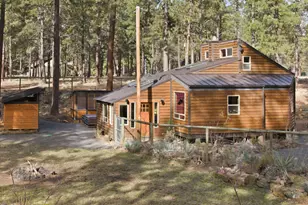 18879 River Woods Dr, Bend, OR 97702 - Photo 2