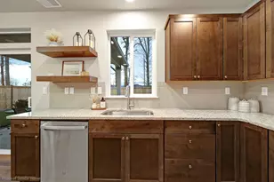 3725 Luchu St, Medford, OR 97504 - Photo 4