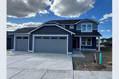 3725 Luchu Street #107, Medford, OR 97504 - Photo 1