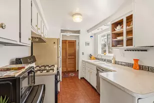 349 Tudor St, Ashland, OR 97520 - Photo 6