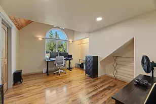 536 Rogue Air Dr, Shady Cove, OR 97539 - Photo 32