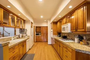 56954 Peppermill Cir, Sunriver, OR 97707 - Photo 12