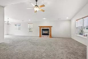 933 Parkdale Ave, Medford, OR 97501 - Photo 8