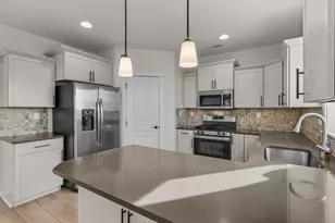 2457 SW 45th St, Redmond, OR 97756 - Photo 16