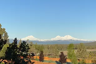 2457 SW 45th St, Redmond, OR 97756 - Photo 1