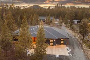 55401 Heierman Dr, Bend, OR 97707 - Photo 4