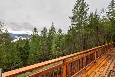 696 Yearly Way, Grants Pass, OR 97527 - Photo 40