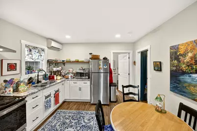 620 E D Street, Jacksonville, OR 97530 - Photo 40
