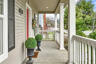 620 E D St, Jacksonville, OR 97530 - Photo 4