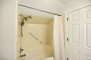 620 E D St, Jacksonville, OR 97530 - Photo 34