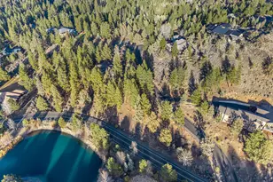 3695 NW Kirkaldy Ct, Bend, OR 97703 - Photo 54