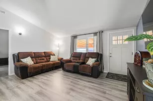 4746 Sayler St, Klamath Falls, OR 97603 - Photo 4