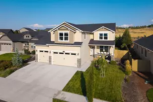2750 SW 46th Ct, Redmond, OR 97756 - Photo 2