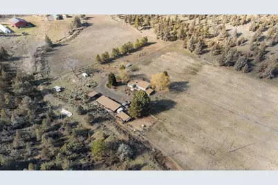 70020 McKenzie Canyon Road, Sisters, OR 97759 - Photo 2