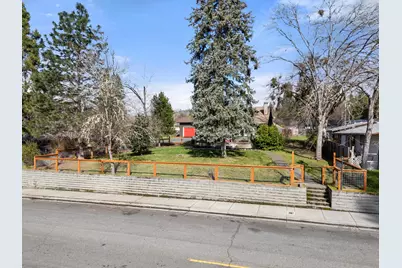 420 NW Savage Street, Grants Pass, OR 97526 - Photo 36