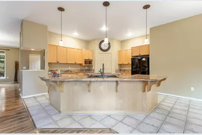 1966 Kingfisher Circle, Redmond, OR 97756 - Photo 10