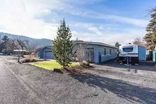 183 NE Marmot Ln, Prineville, OR 97754 - Photo 4