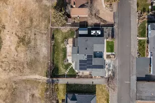 183 NE Marmot Ln, Prineville, OR 97754 - Photo 12