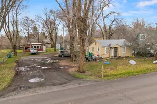 2118 Wiard St, Klamath Falls, OR 97603 - Photo 4