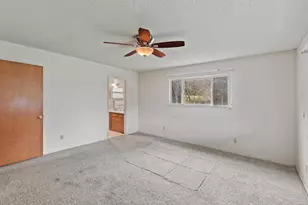 17770 Hwy 238, Grants Pass, OR 97527 - Photo 14