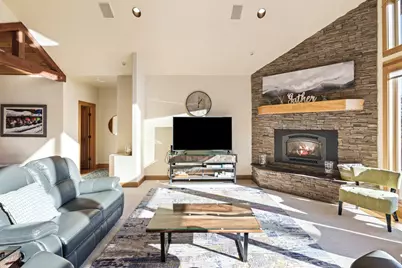 268 NW Scenic Heights Drive, Bend, OR 97703 - Photo 10