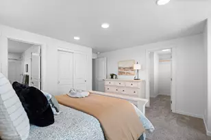 3446 NW 7th St, Redmond, OR 97756 - Photo 16
