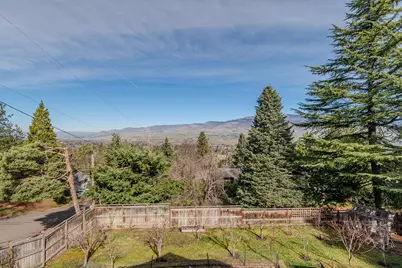 1911 Tamarack Place, Ashland, OR 97520 - Photo 38