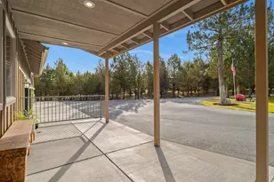 6323 SE Cedar Hills Ct, Prineville, OR 97754 - Photo 6