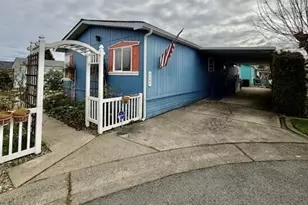 2363 Pine Ct, Grants Pass, OR 97527 - Photo 2